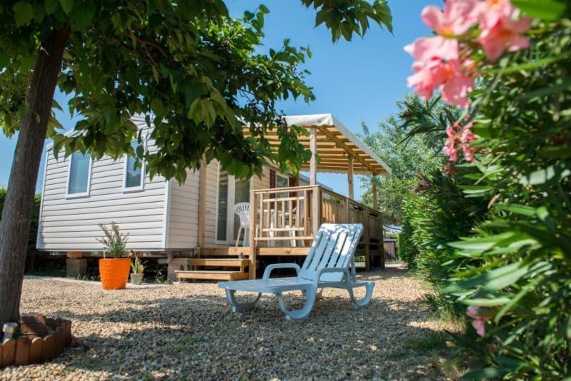 Camping Officiel Siblu Le Lac Des Reves Lattes Luaran gambar