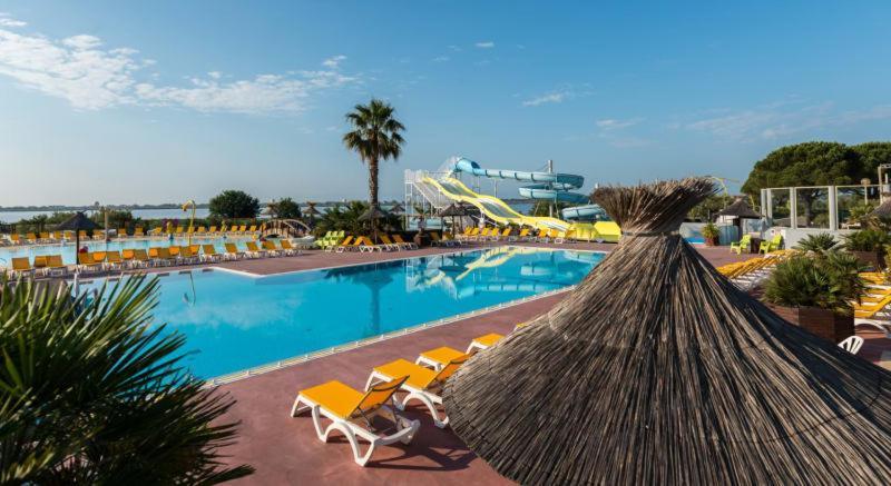 Camping Officiel Siblu Le Lac Des Reves Lattes Luaran gambar