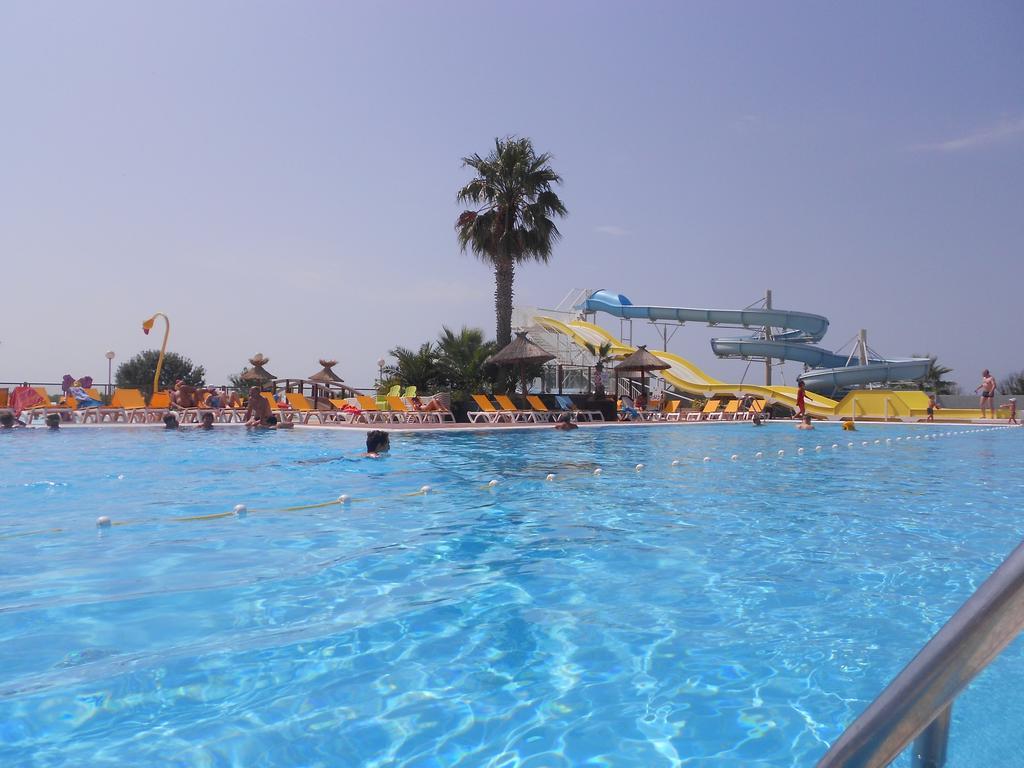 Camping Officiel Siblu Le Lac Des Reves Lattes Luaran gambar