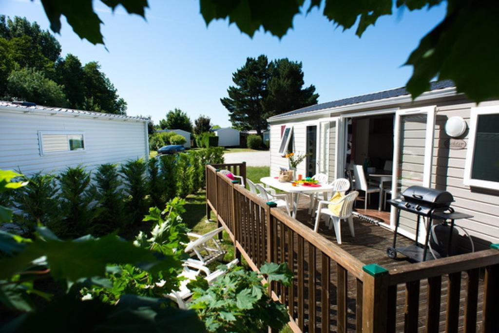 Camping Officiel Siblu Le Lac Des Reves Lattes Luaran gambar